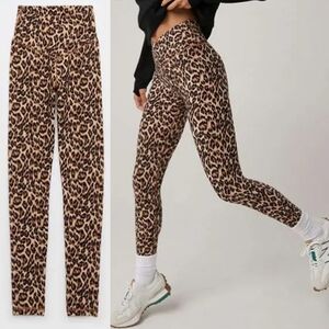 NWT OFFLINE by Aerie Real Me Crossover Leggings – Koko Brown Leopard Print